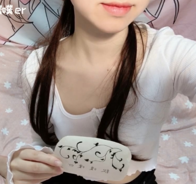 软噗噗女神定制视频曝光！有尺度魅惑，11.5G收藏珍藏！