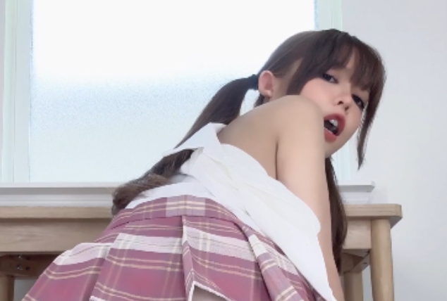 乱来妹子KittyKum189.5g视频合集,黑丝护士精彩收藏