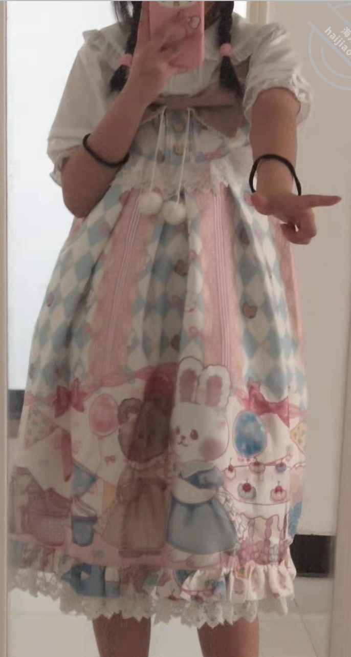 我之间的关系，以及她对19v4.55g视频的好奇，都让这段经历变得特别有意思。