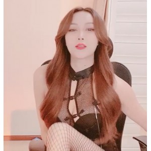 女王ANNVV(CNNANA)：108v155.2g视频收藏191，成为网络偶像