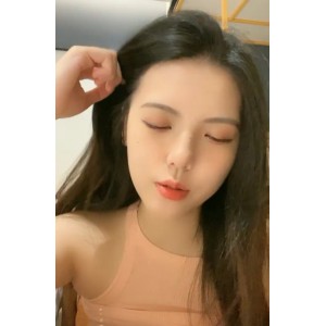小辰吾妮微信福利直播：聊天节目露尺度，下载收藏！