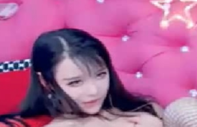 恋夜妮子：舞蹈魅力无限，百度收藏115个视频