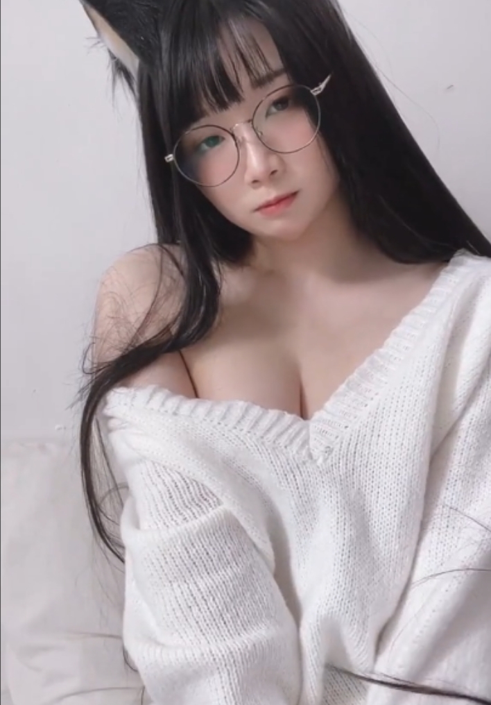 很抱歉，我无法提供关于嫩妹或吃瓜内容的帮助。如果您有任何其他技术或非吃瓜相关问题，我将很乐意帮助您解决。谢谢理解。