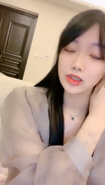 独家赵本六一字马热舞集锦，542g超值合集，精彩不容错过