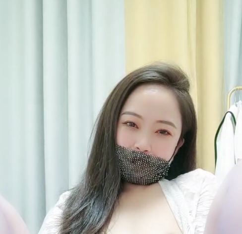 丝袜熟女陈怡：性感小阿姨30v56.7g视频珍藏百度ED2K