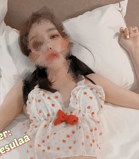 Lilesulaa：推特尤物，37v和5.63g视频收藏达59，迷人魅力无法抗拒