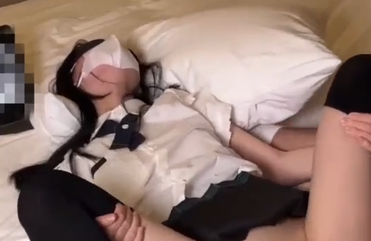 糖心Vlog1号学妹视角互动压缩文件1v+151m下载密码解压手机电脑