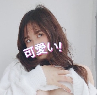 叮叮当呀：微露脸女神，推特视频风靡全球