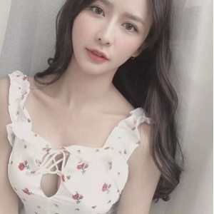 网红李姐福利直播录屏合集，高颜值美少女身材翘臀惹人爱