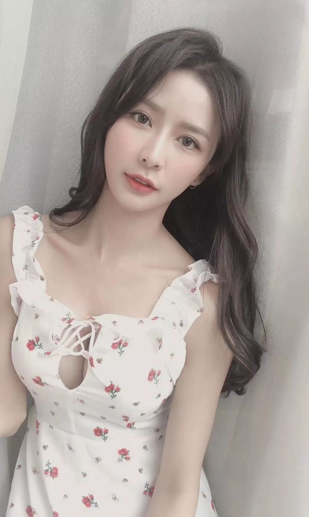 网红李姐福利直播录屏合集，高颜值美少女身材翘臀惹人爱