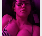 OF浮力姬娜美火爆优质合集：59个视频总计790M，车灯妹子惹人爱