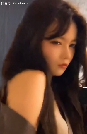 欢》视频合集：相亲与欲望的三人交织，精彩内容尽在百度云多部视频，高清画质