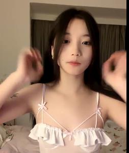 校花复出！长腿优质身材~跳D自W[7V1.39G]