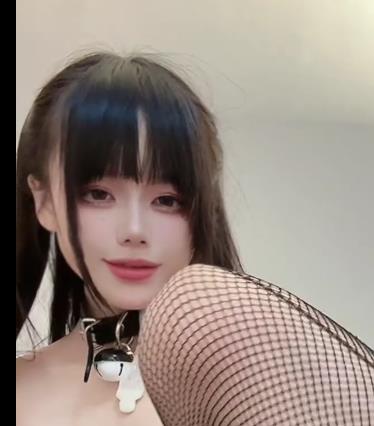 《九言2V1G：10分钟精彩车衣道具秀，创意无限！》