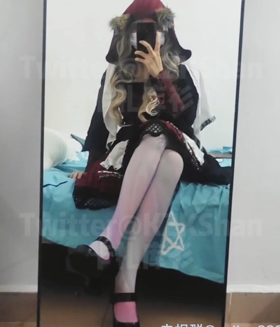 《COS足精彩足球视频：卡扎库杉10v19.1g，丰富资源与热情》