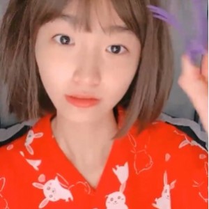 19岁学妹呜崽酱视频合集，92V49.9G，超高人气收藏448，百度ED2K下载！