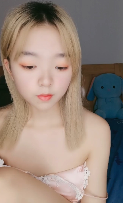 百度甜美吧唧小可爱最新合集17V27.3G，携闺蜜沉沦