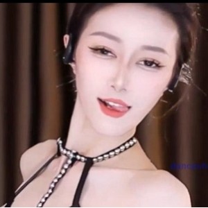 网易钱兜兜万元定制自拍舞蹈合集1V956M，完美诱惑，车灯S劲