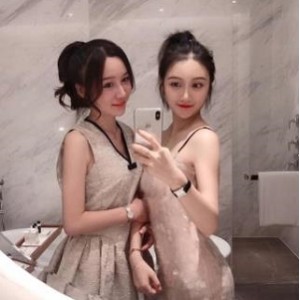 清纯抖音女神晓雅最新合集2V1.3G，自拍资源点赞评论热议