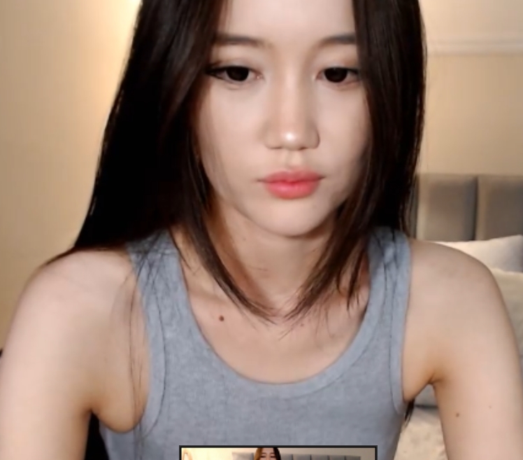 骚床翻滚黑丝合集1V4.44G，自行打包，百度盘分享