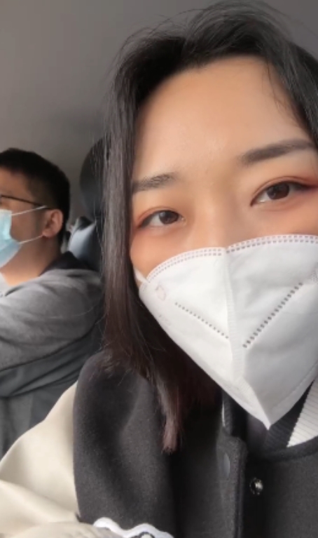 驾校舔脚女学员系列最新合集3V2.04G，练车期间满足教练欲望