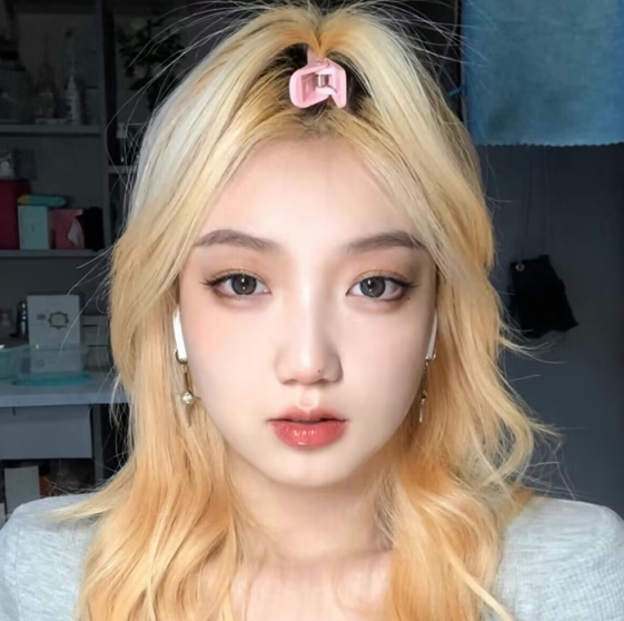 精品泄密百度盘反差婊2022最新合集32V296M，反差界的天花板