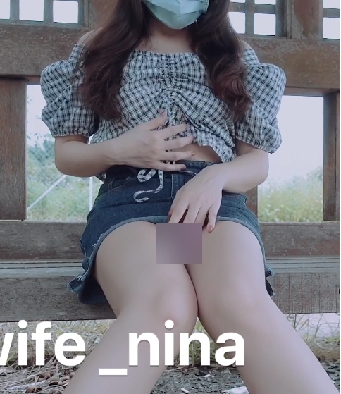 极致尤物户外展示合集《Sexywife_Nina》1V1G，尽显迷人风采