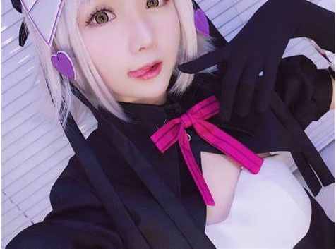 美少女《你的小秋秋》最新合集1V未提供，甜美可爱