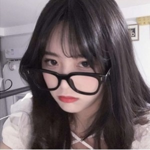 抖音美女眼镜妹妹最新合集1V1G，清新可人