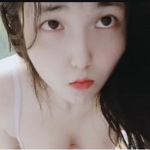 平台+名字+类型+视频数量+大小+提示细节某平台xiaoe超严重X瘾症自拍合集52部9.2G，作品基本不露脸，含475张自拍