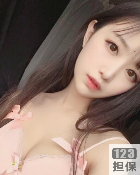 微博小鹿鹿清纯主播合集77套11.6G够劲爆
