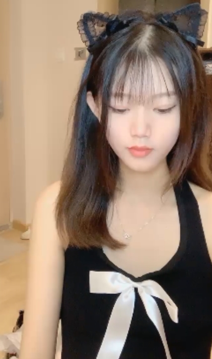 **橘子妹妹热舞视频13部9.1G蜜桃臀扭动全程高能**