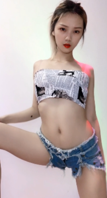 快手燕儿17部反差视频3.34G优质珍藏