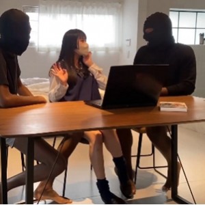 推特黒人BlackEroMaster超火辣自拍55v58.1g