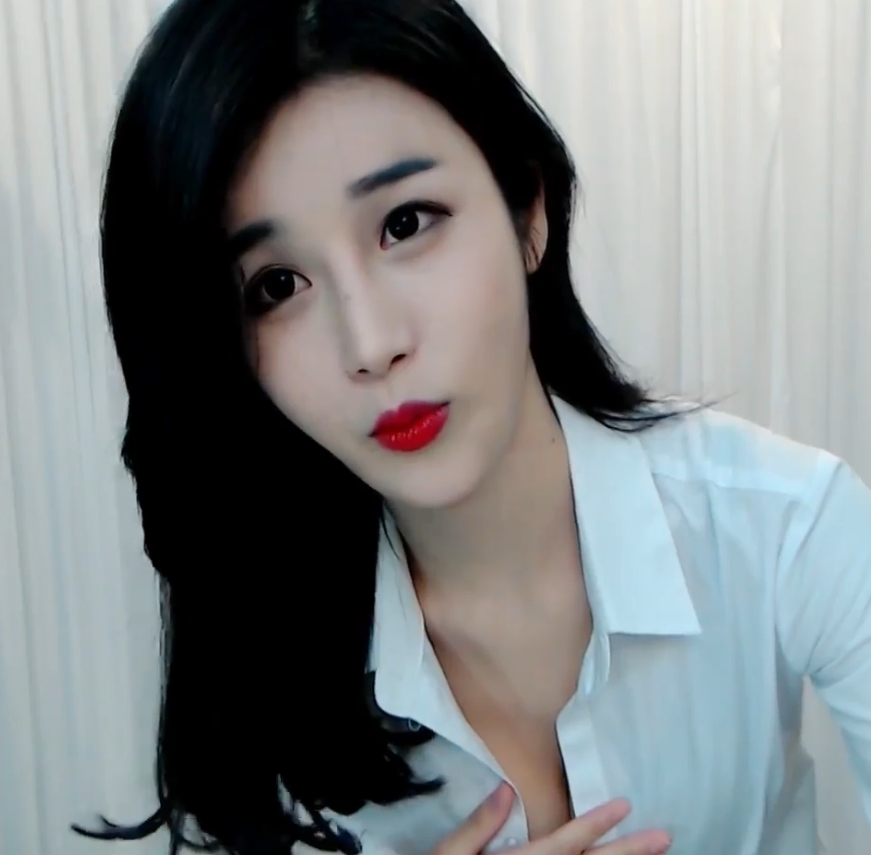 斗鱼米儿闪现热舞3.3G绝密展示合集