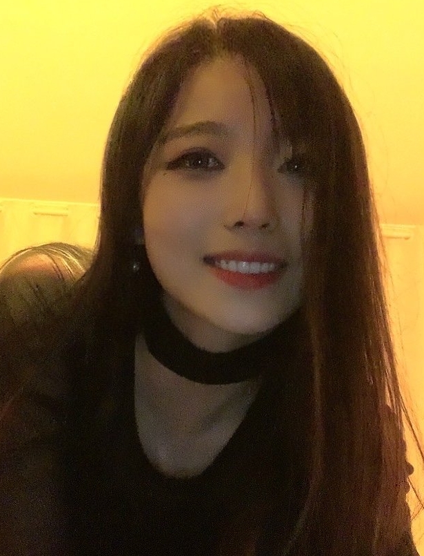 百度ED2K超级反差小狗六花实战合集137V3.66G[60%特写+深夜自嗨37段]含伤痕记录