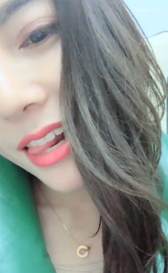 百度云资源叶子姐姐户外勾引女王系列159G收藏级户外露脸复出大合集