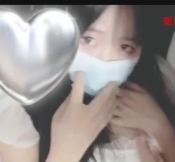 今年最强不带手套包包特写合集[11V3.8G]，福利姬不露脸自拍