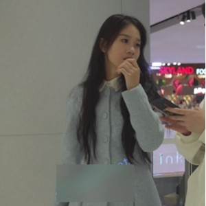 服装店美女短裙俯身合集267MB绝妙角度