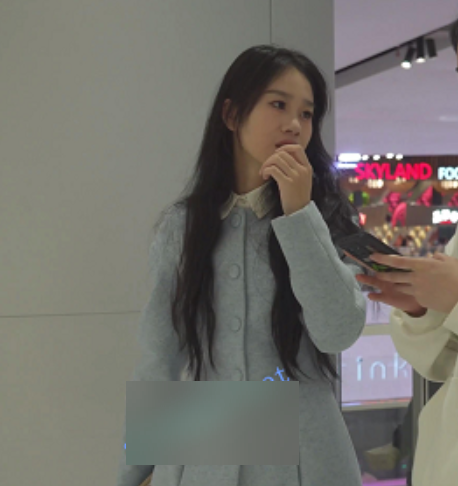 服装店美女短裙俯身合集267MB绝妙角度
