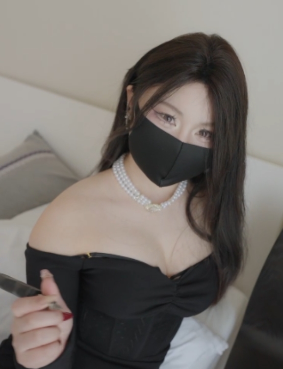 娜娜nana绝密收藏81部306.8G推特展示