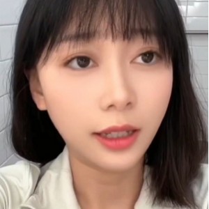 私房黑猫露娜家政面试视频合集21部21G绝对领域