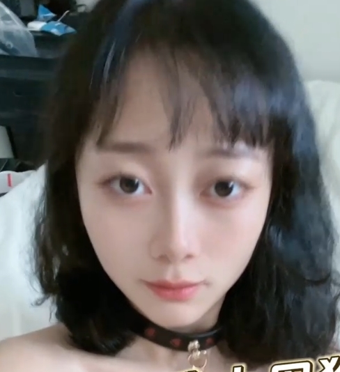 私房黑猫露娜家政面试视频合集21部21G绝对领域