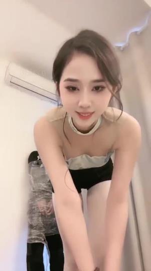 九莲辣辣姐空姐白丝78部17G午夜必看