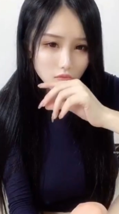 妮妮酱易直播丝足私拍绝密展示1V199M超值珍藏