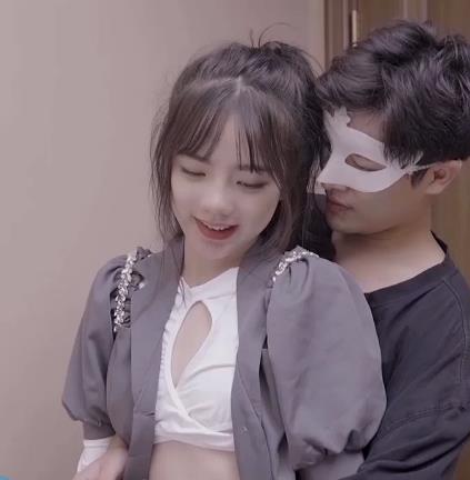 潘甜甜抖音三部曲劲爆合集3V3G全网疯传