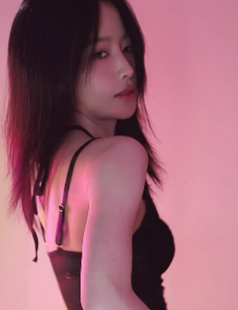 抖音绝密收藏雨宝私房舞1部0.2G超带感