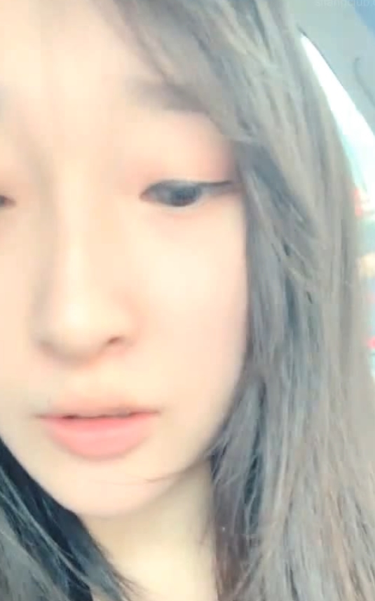 微博涵玥户外实拍合集15G17部深夜探索