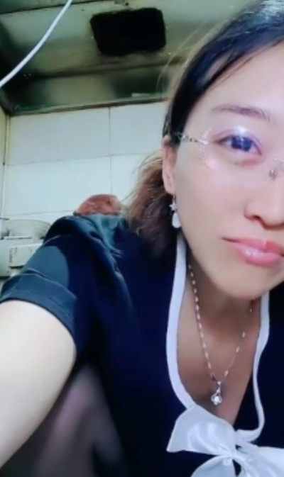 瑶瑶想喷喷蕾丝放飞厨房玩具合集3V2.72G推特热议