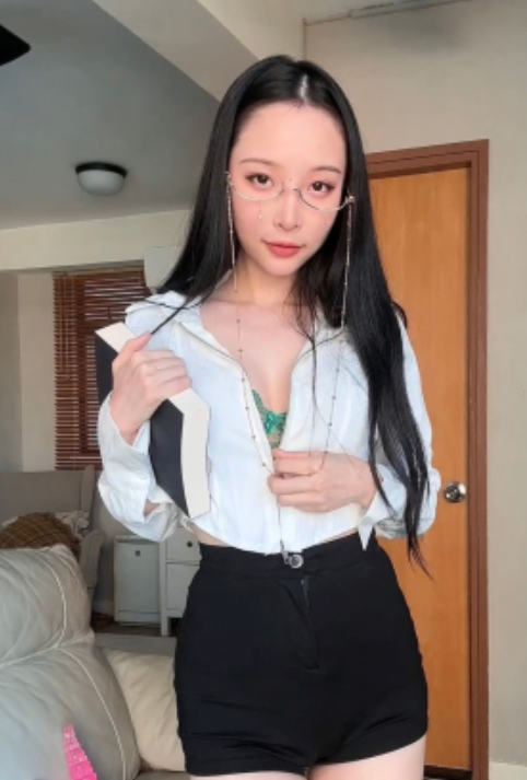 孙禾颐私房视频1080部36.3G珍藏版